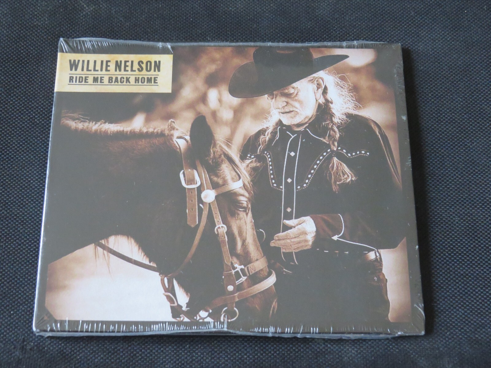 Willie Nelson – Ride Me Back Home (NEW SEALED CD 2019)