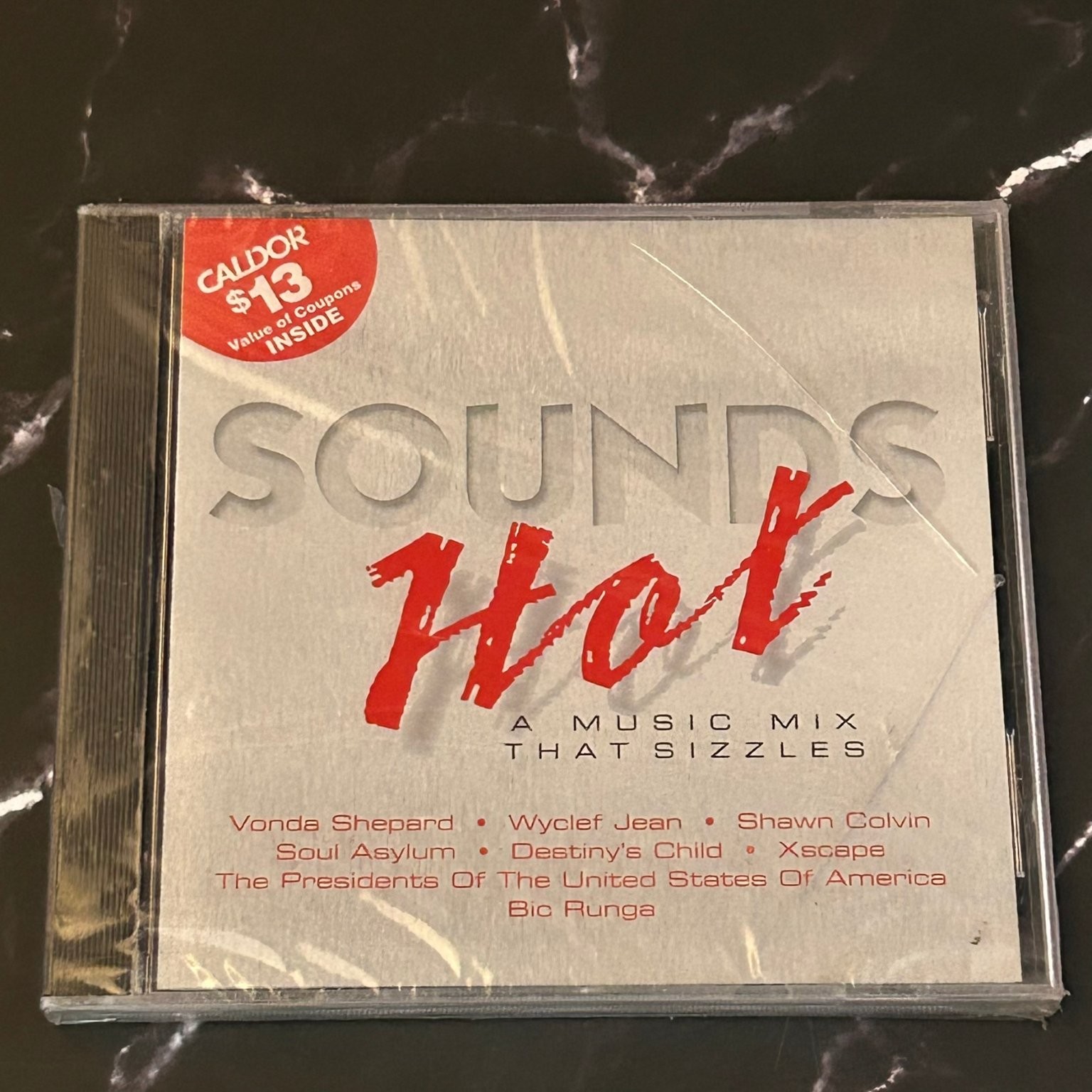 SOUNDS Hot CD 1998 Pop R&B Rock Compilation Caldor Promo Sony Music Special
