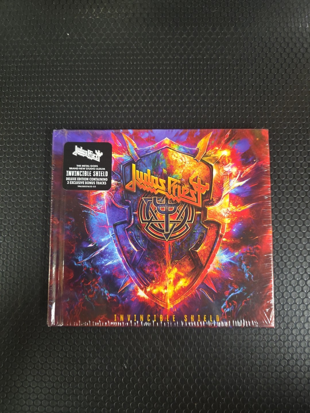 Judas Priest – Invincible Shield, CD, Hardcover Special Edition Bonus Tracks