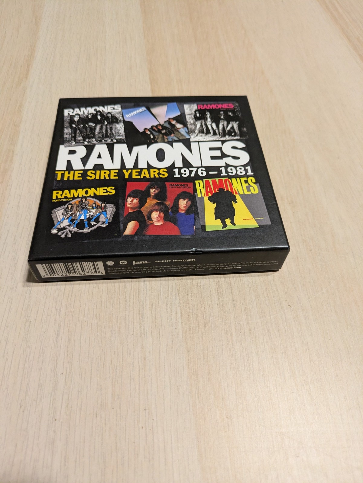 The Ramones: The Sire Years 1976-1981 – 6 CD Boxset OOP