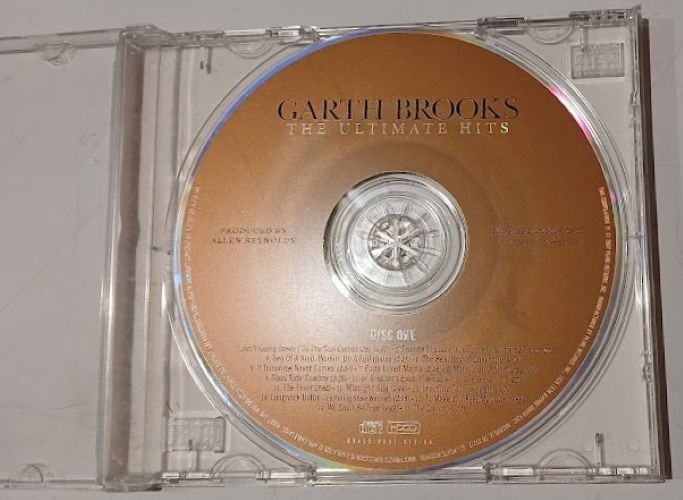 Used CD, “The Ultimate Hits” by Garth Brooks (2007), Disc 1 only w generic jewel