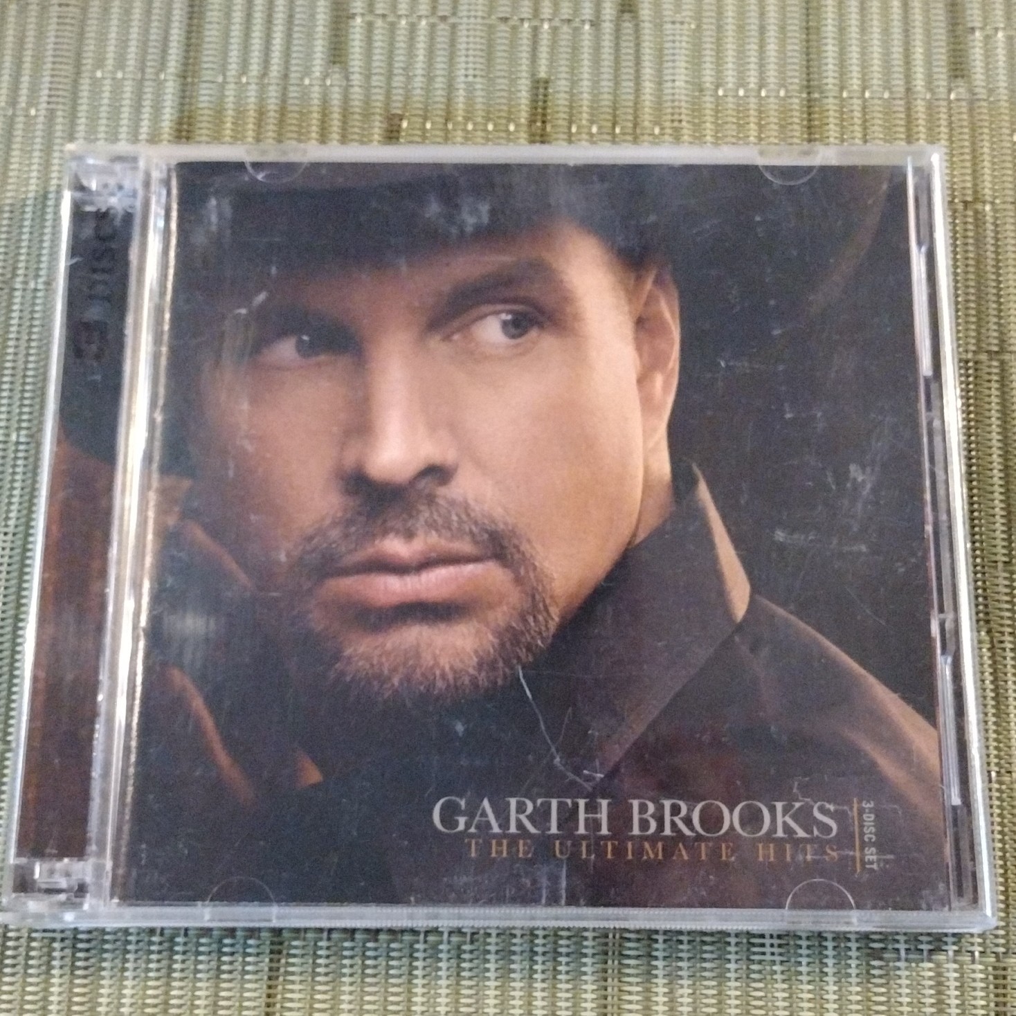 Garth Brooks – The Ultimate Hits 3-Disc CD – Country – Pearl Records – 2007