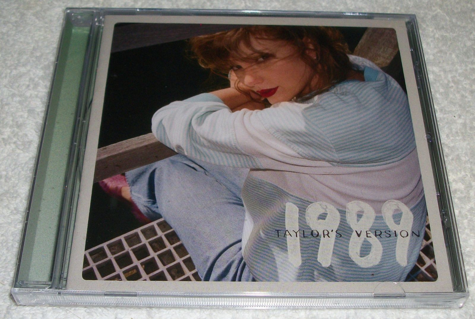 TAYLOR SWIFT – 1989 TAYLOR’S VERSION – AQUAMARINE New and Sealed