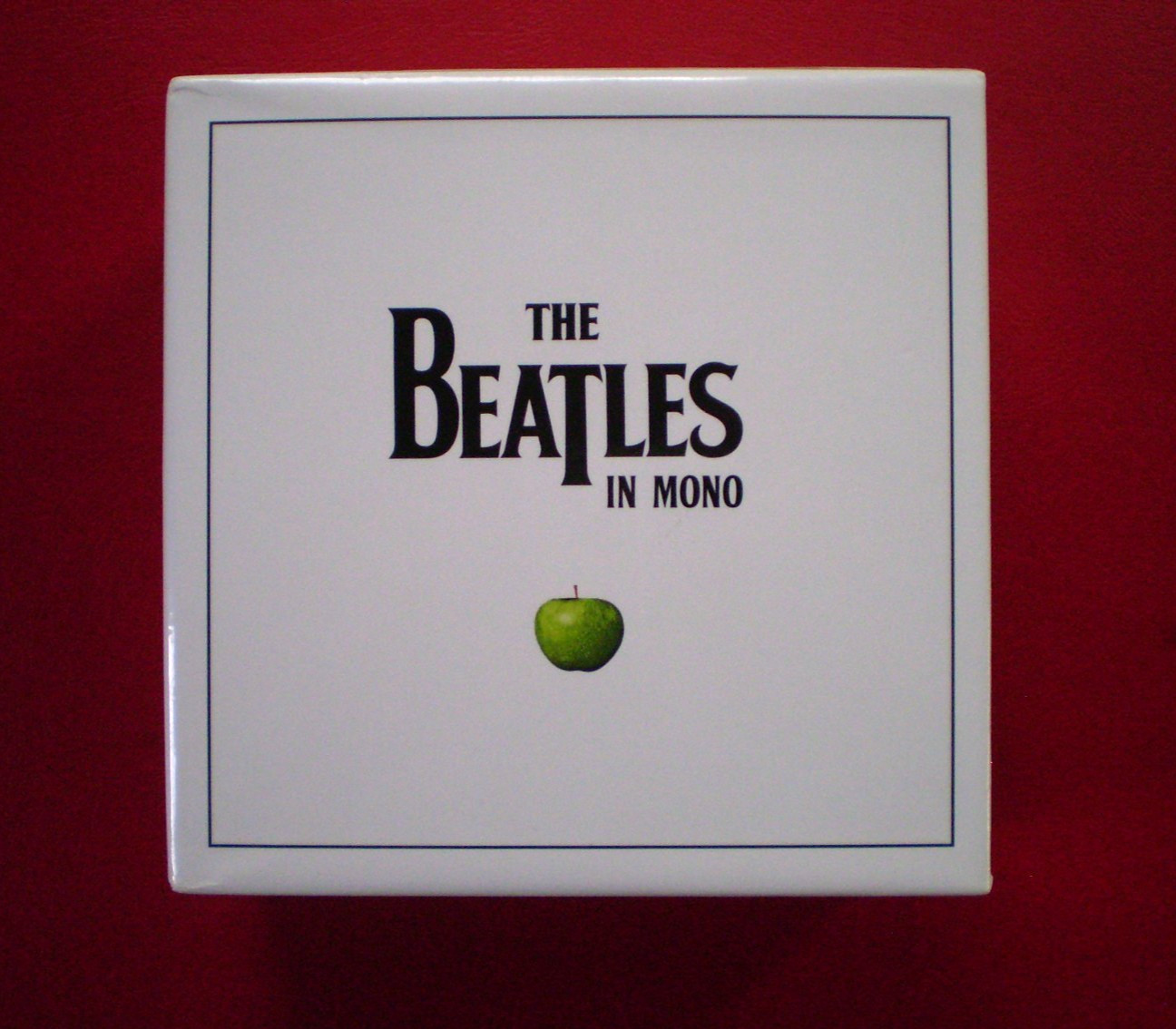 THE BEATLES IN MONO / 2009 CD BOX SET NM (BOX ONLY NO CDs or BOOKLET) FAB 4