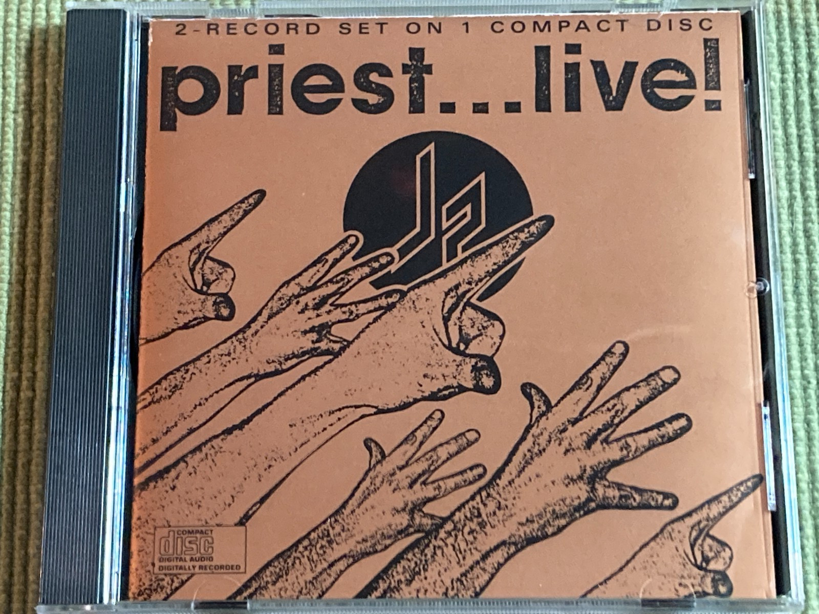JUDAS PRIEST PRIEST…LIVE! 15 TRACK CD FREE SHIPPING
