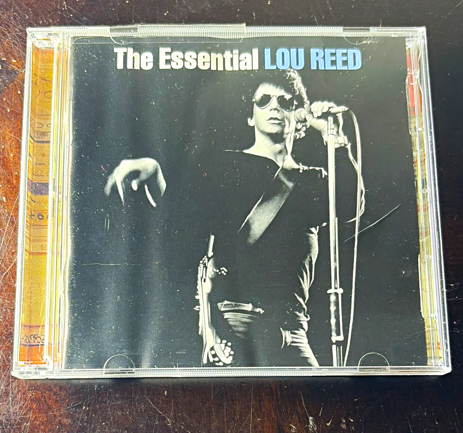Lou Reed The Essential Lou Reed 2 CD Rock RCA Records 2011 Comp Jewel 88697