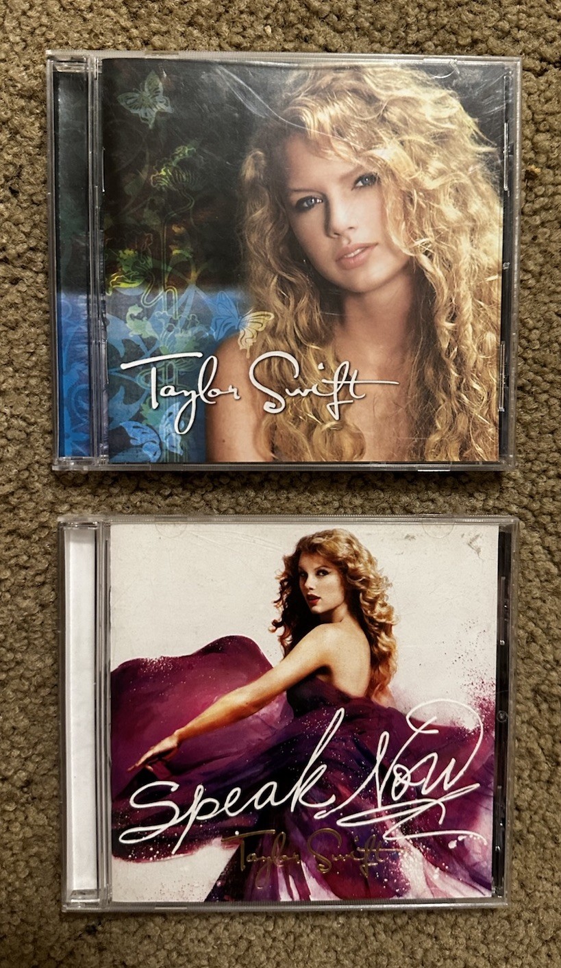 Taylor Swift Self Titled CD Debut Album 2008 Big Machine Records + Speak Now