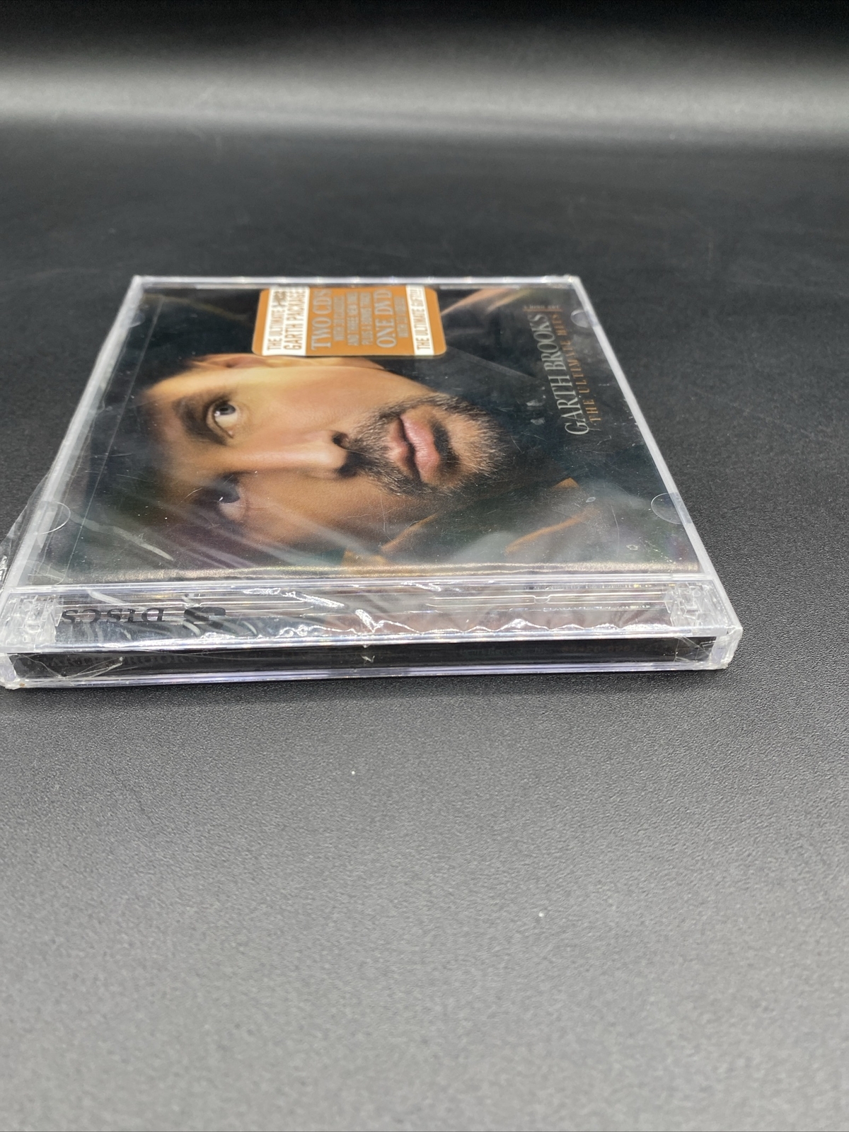 CD Garth Brooks – The Ultimate Hits (2 CD + 1 DVD Ultimate Set 2007) SEALED