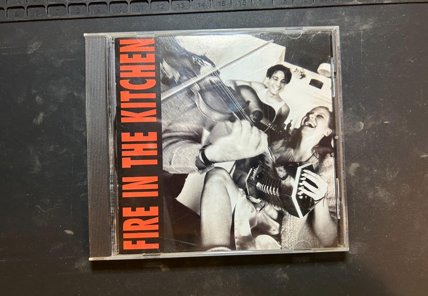 Fire In The Kitchen – Audio CD By The Chieftains – GOOD